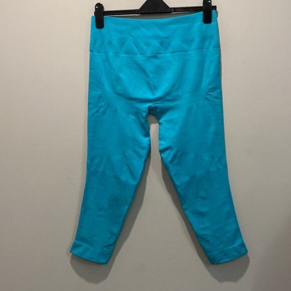 Lululemon Zone In Crop Leggings Tight Compression Shaping High Rise Size 12 - Picture 5 of 13